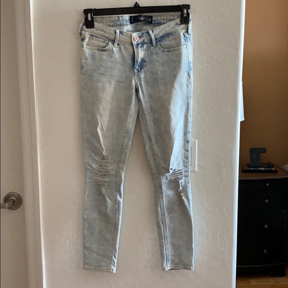 Hollister Crop Jeans